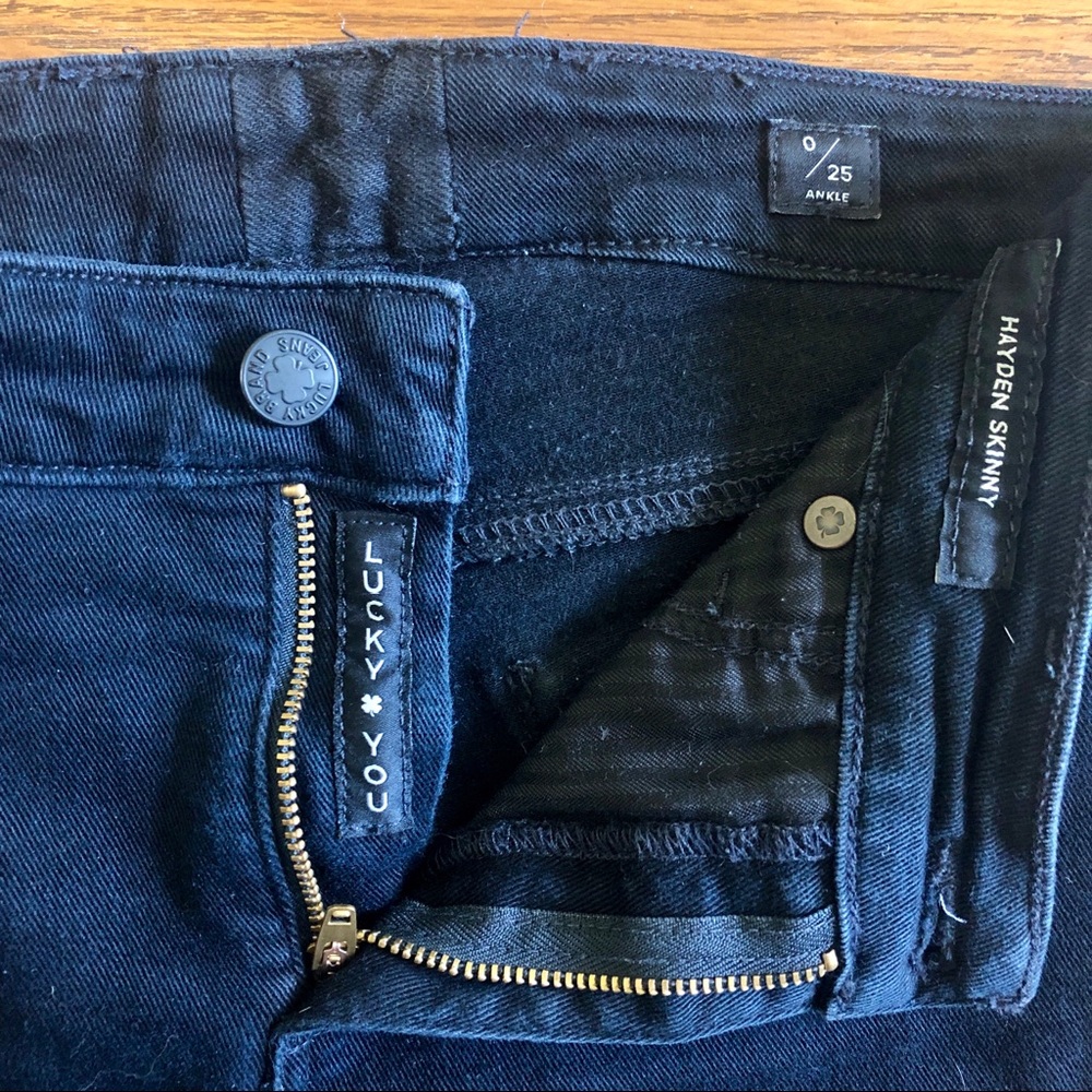 Black Lucky Brand skinny jeans
